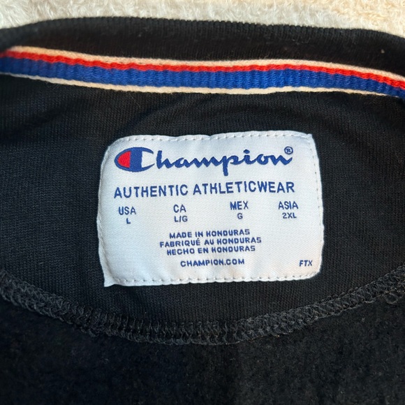 Black Champion crewneck sweatshirt - Picture 2 of 4